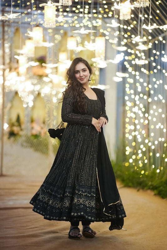 NIGHT STAR BLACK EMBROIDERED GEORGETTE SUIT SET TD-120